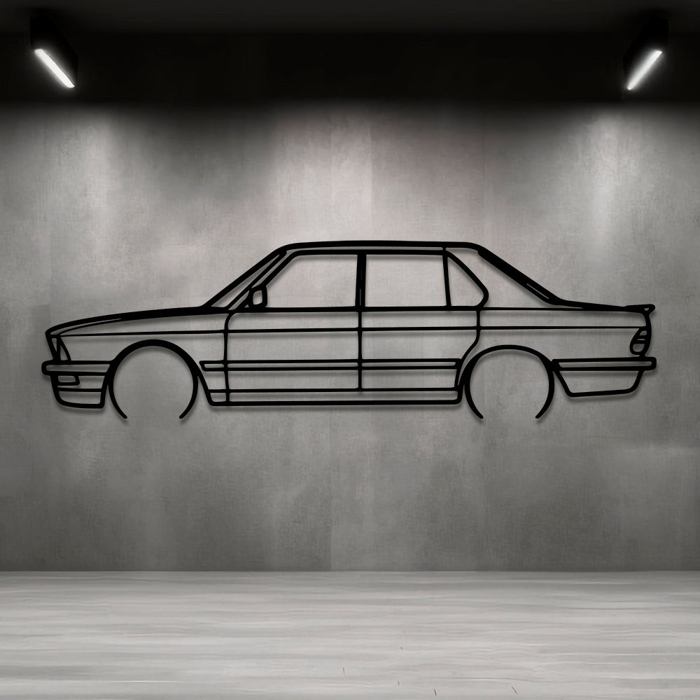 BMW M5 E28