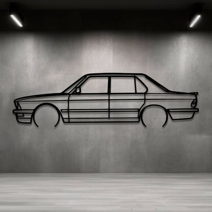 BMW M5 E28
